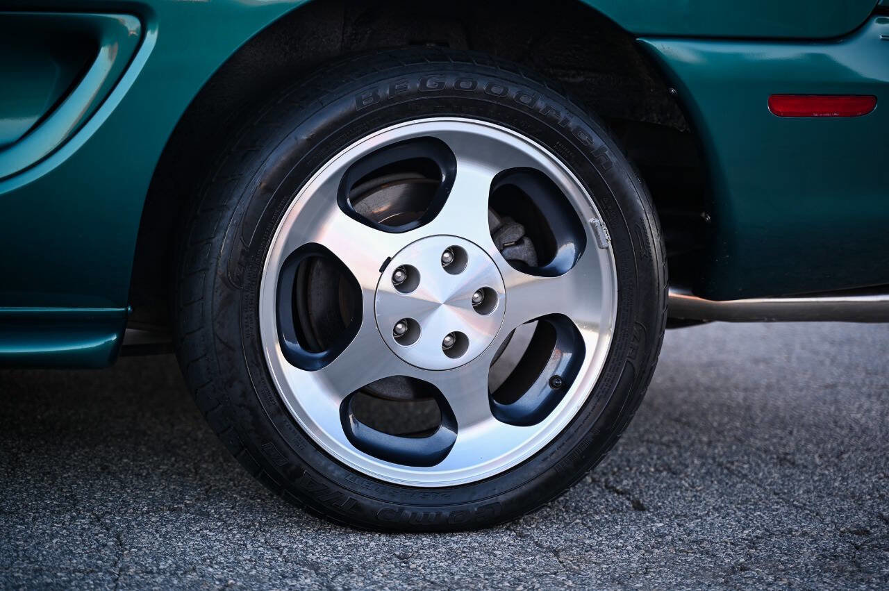 Used 1997 Ford Mustang Cobra image 12