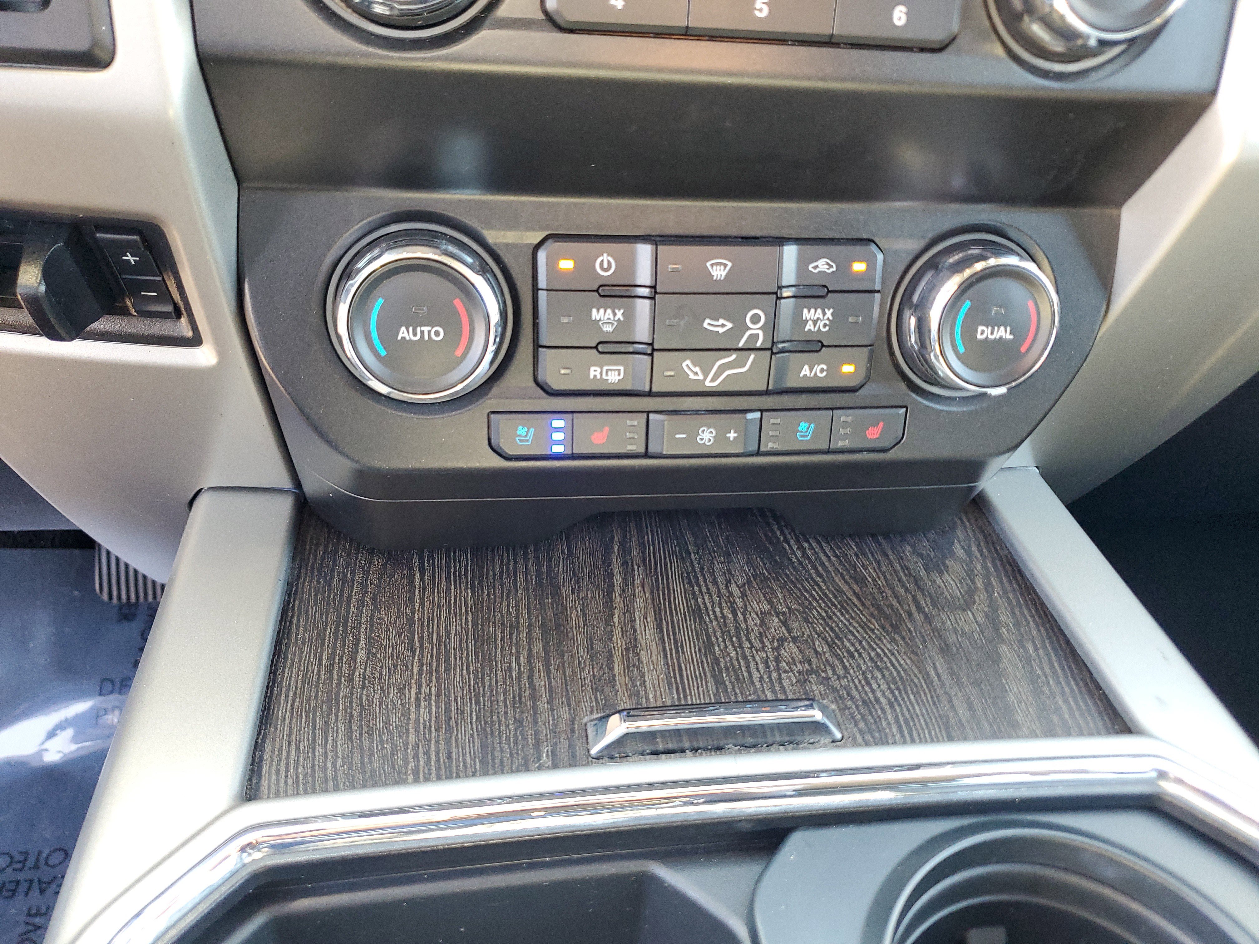 Used 2021 Ford F250 Lariat w/ Lariat Value Package image 22