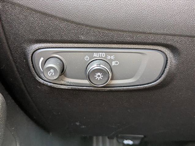 Used 2019 Chevrolet Equinox LT image 12