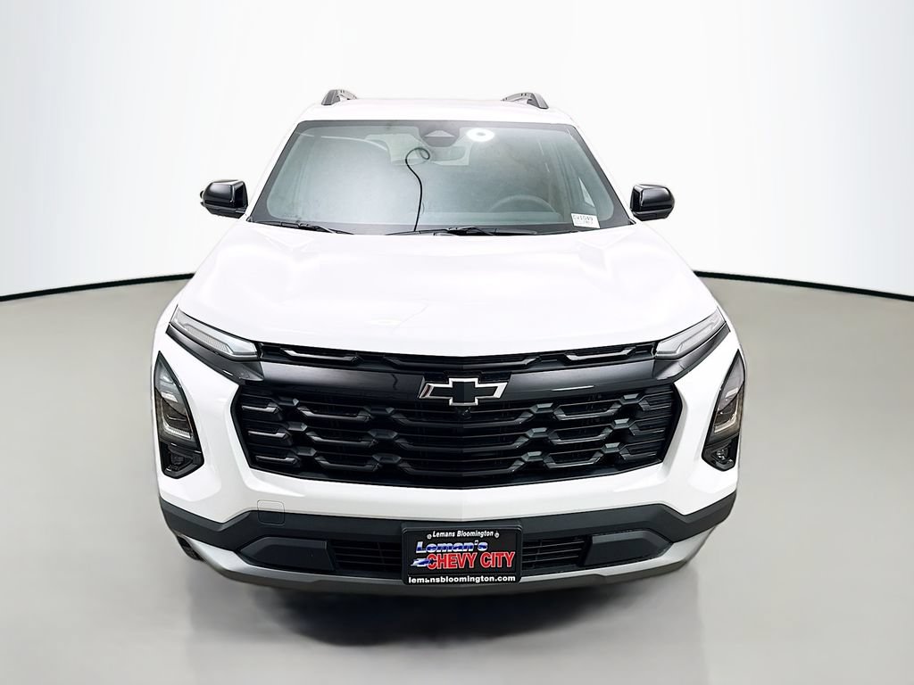New 2026 Chevrolet Equinox LT FWD image 2