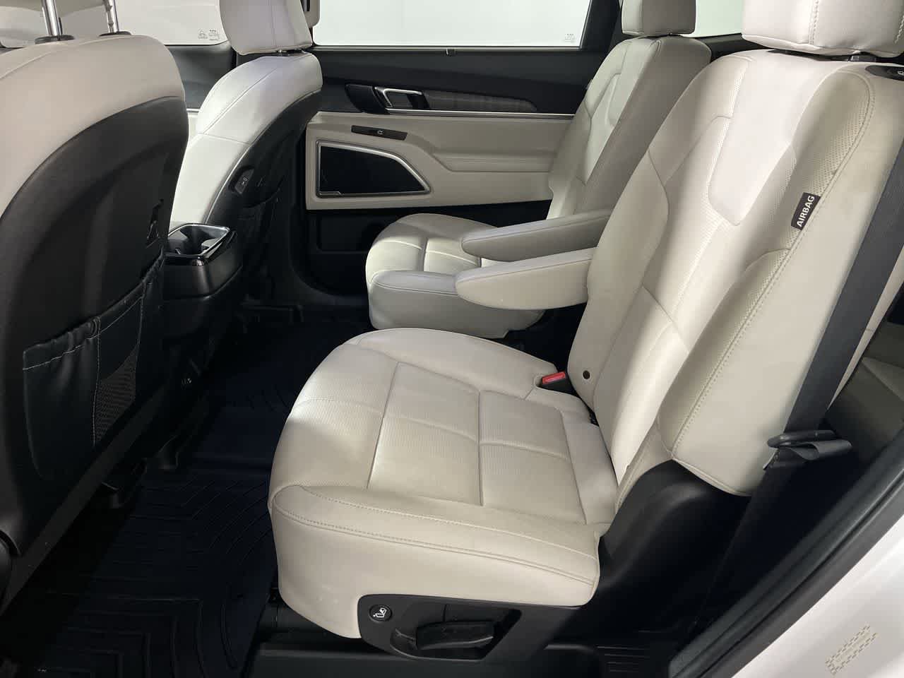 Used 2023 Kia Telluride EX w/ EX Captain's Chair Package AWD/4WD image 29