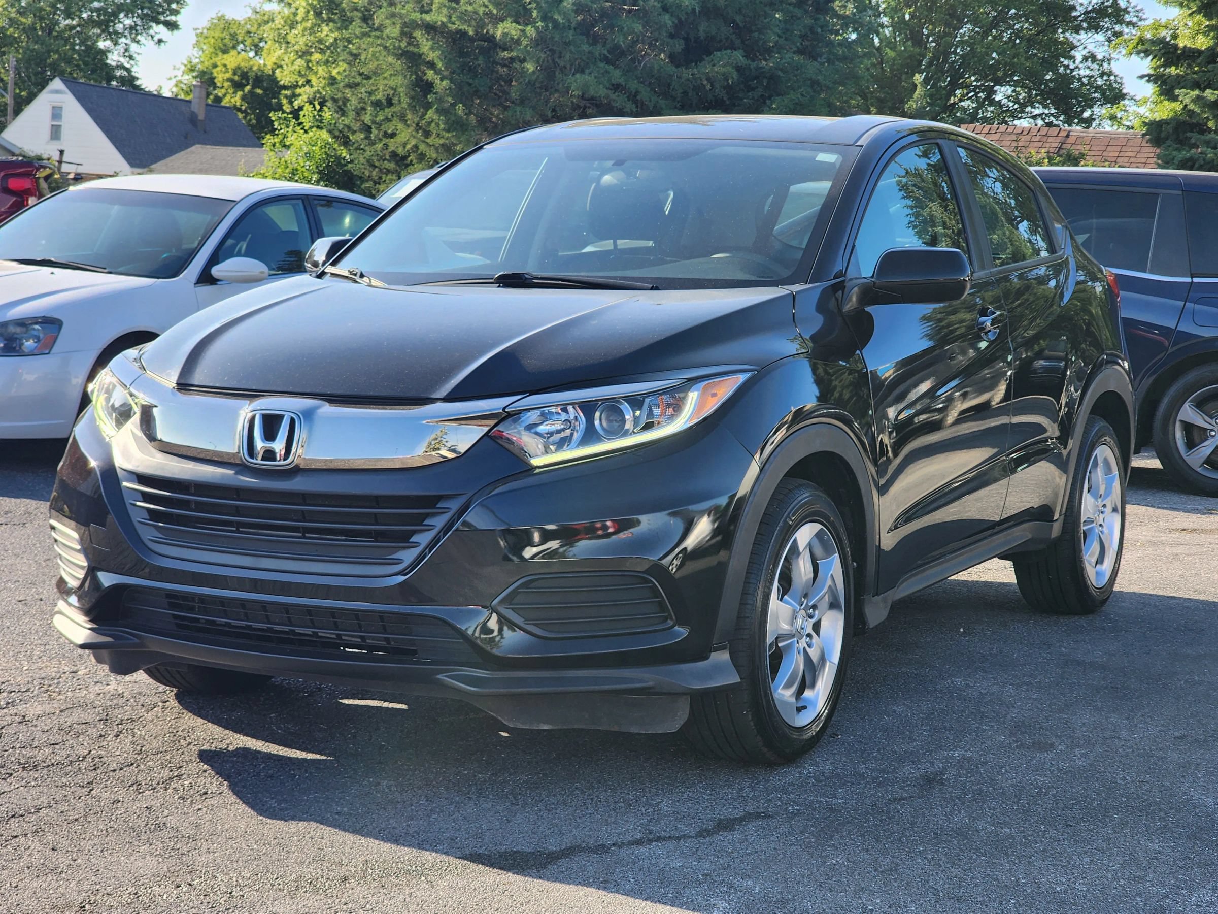 Used 2021 Honda HR-V LX image 3