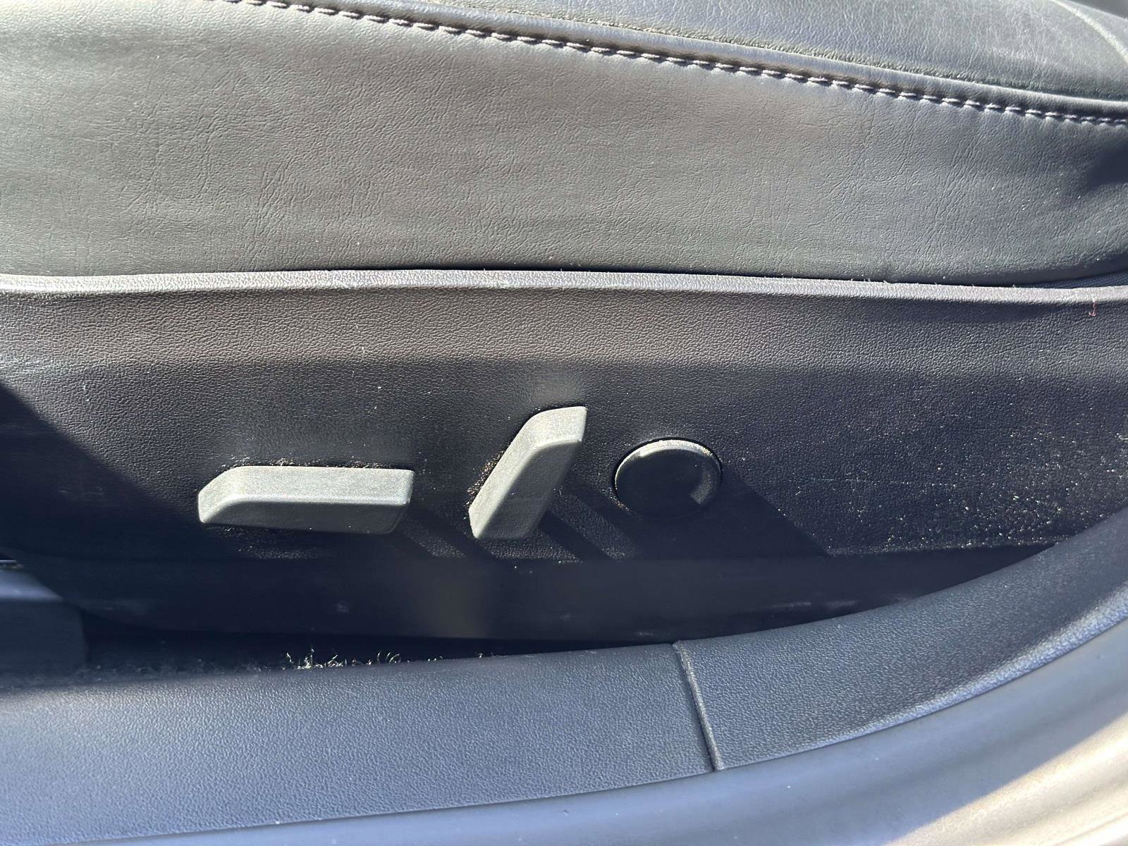 Used 2019 Tesla Model 3 Long Range image 15