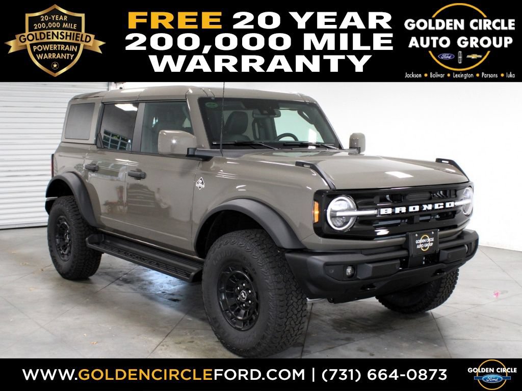 New 2026 Ford Bronco Outer Banks AWD/4WD image 1