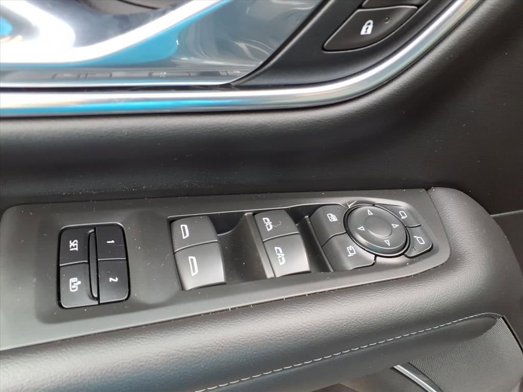 Used 2021 Chevrolet Tahoe Z71 w/ Z71 Off-Road Package image 13