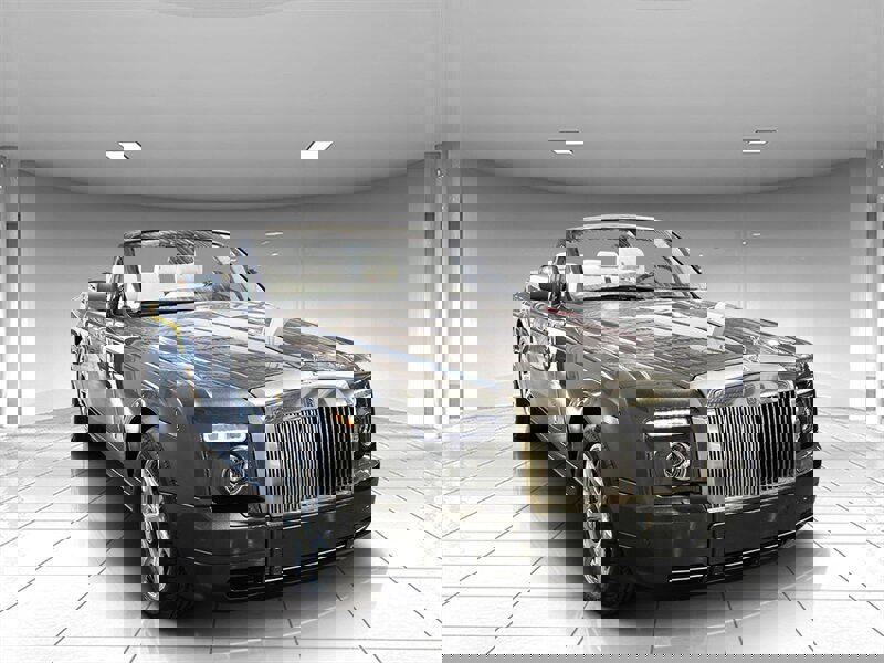 Used 2012 Rolls-Royce Phantom Drophead Coupe image 9