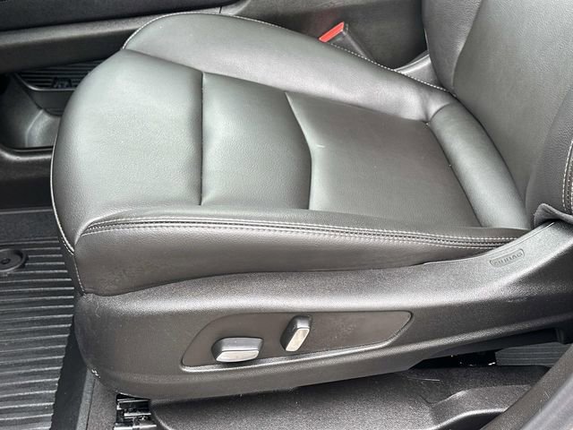 Used 2024 Cadillac XT6 Luxury w/ LPO, Floor Liner Package AWD/4WD image 17
