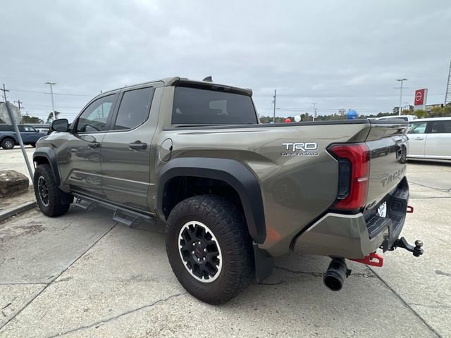 Used 2024 Toyota Tacoma TRD Off-Road image 4