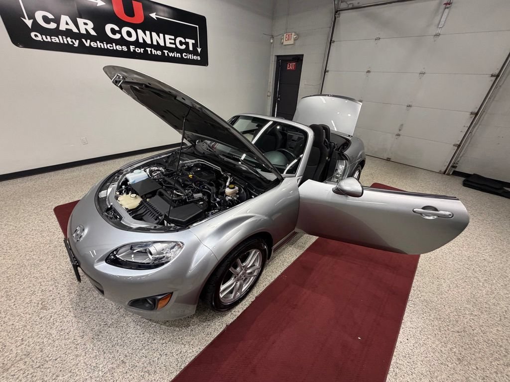 Used 2011 MAZDA MX-5 Miata Sport RWD image 54