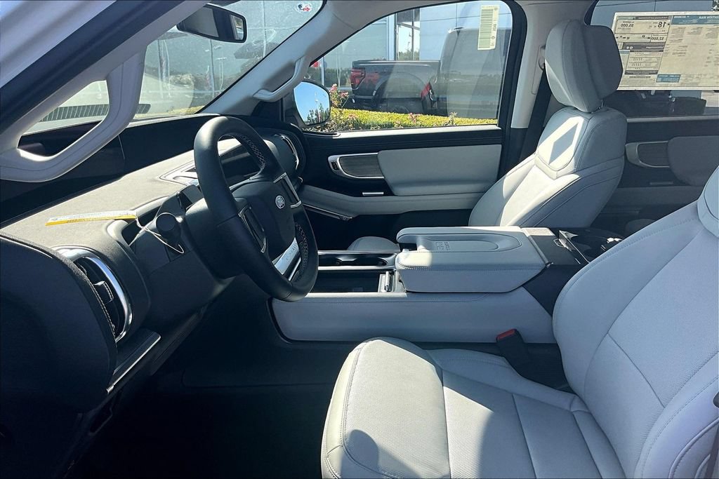 New 2027 Ford Expedition Max Platinum RWD image 9