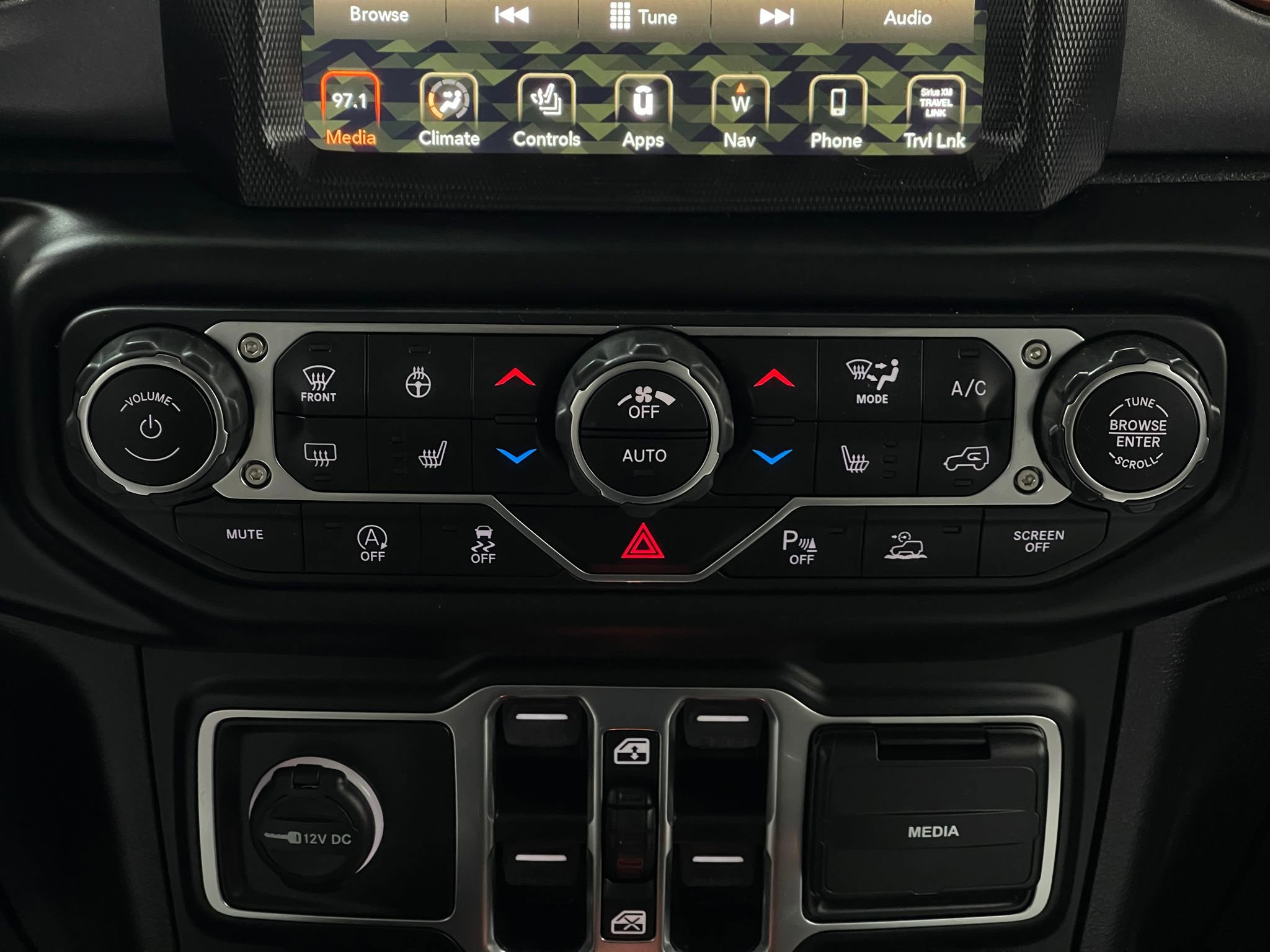 Used 2021 Jeep Gladiator Mojave image 24