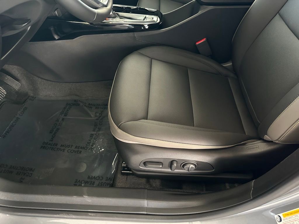 New 2026 Chevrolet Trax ACTIV FWD image 12