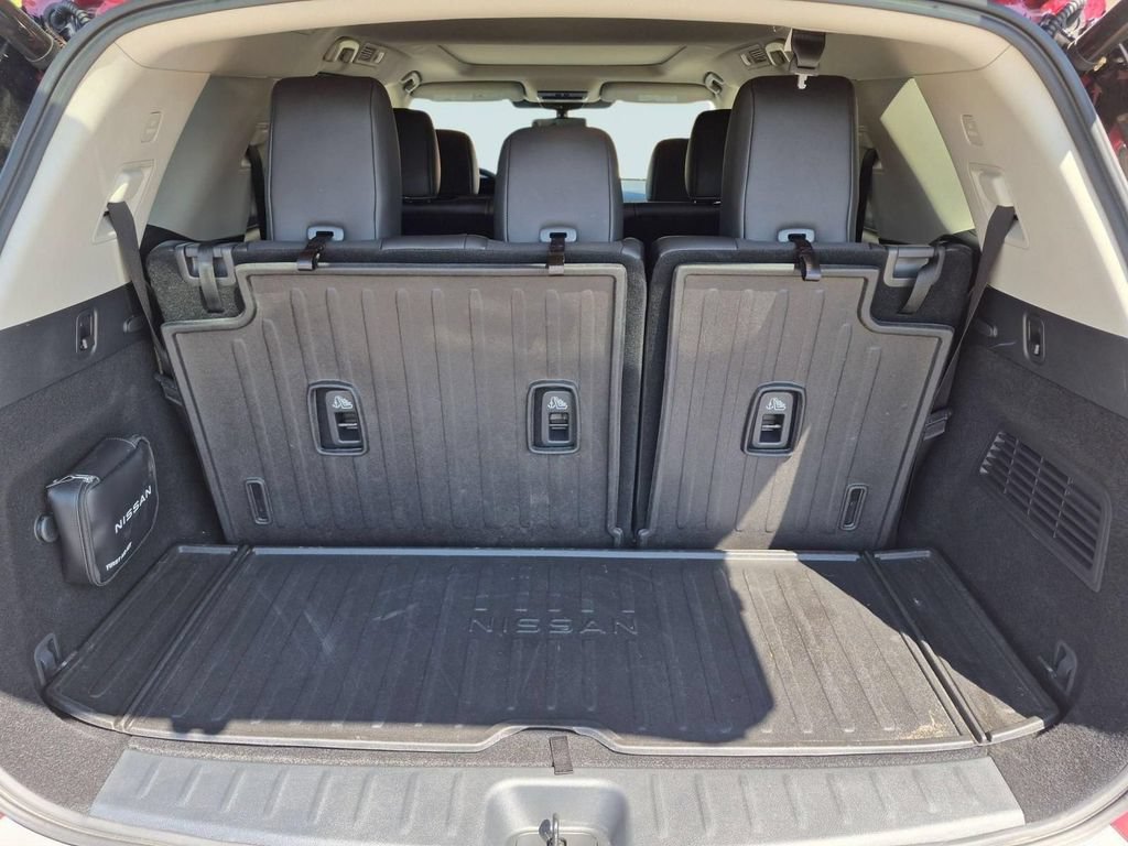 Used 2025 Nissan Pathfinder Platinum w/ Cargo Package FWD image 27