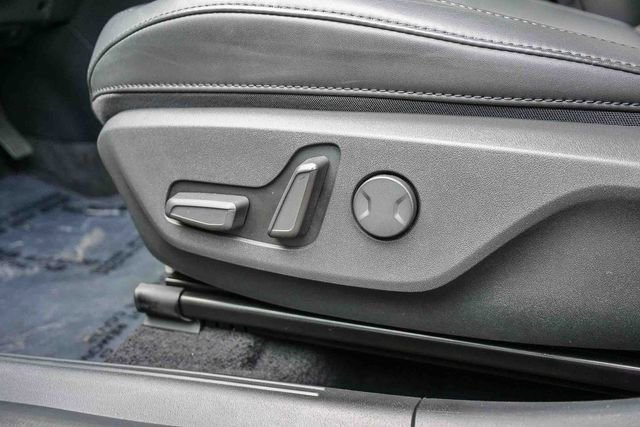 Certified 2025 Kia Niro EX image 22