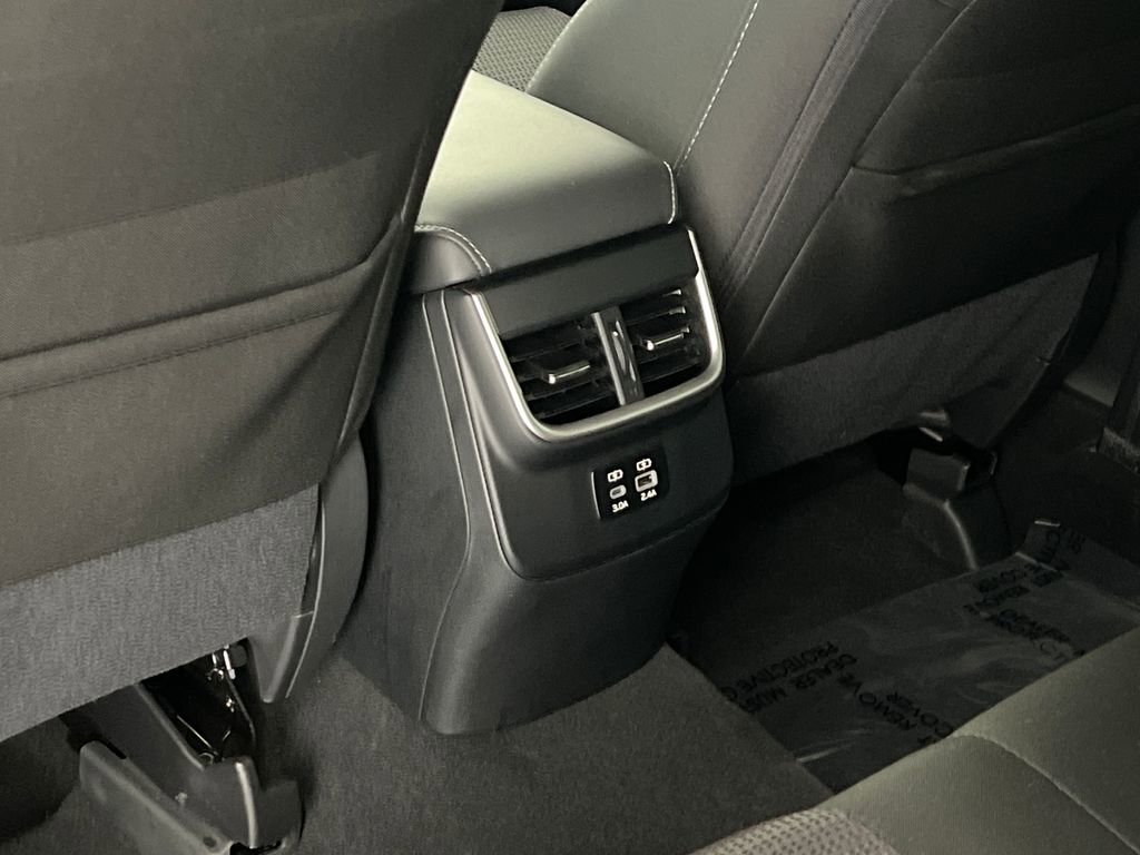 Used 2025 Subaru Outback Premium w/ Popular Package #1A image 39