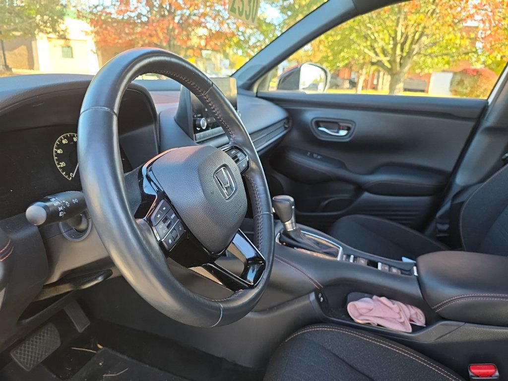 Certified 2024 Honda HR-V Sport image 23