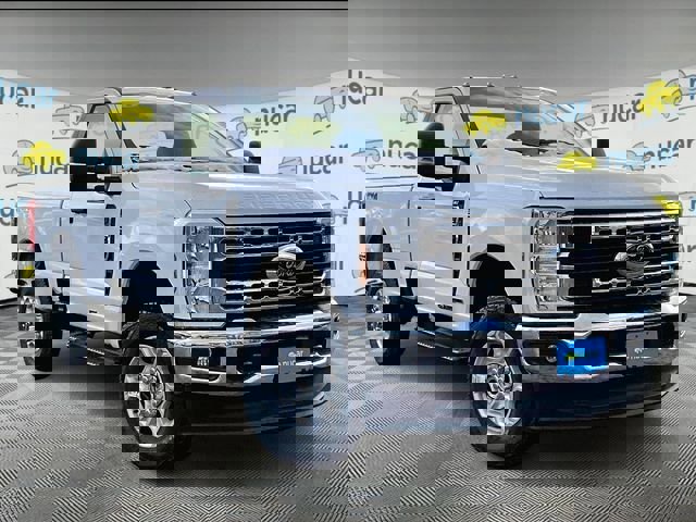 New 2026 Ford F350 XLT w/ FX4 Off-Road Package AWD/4WD image 15