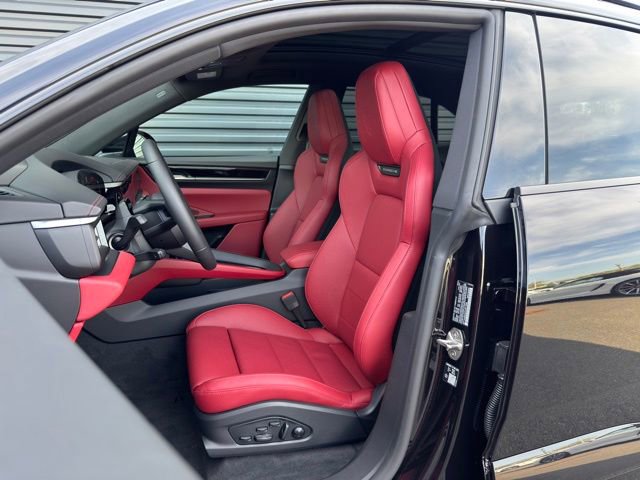 New 2026 Porsche Macan 4 Electric AWD/4WD image 5