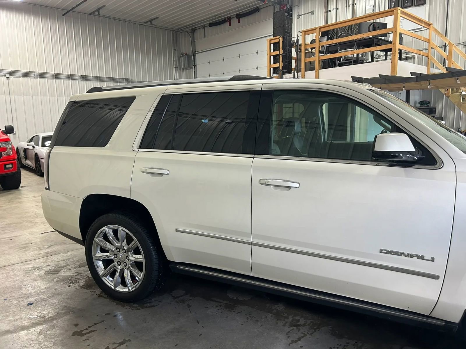 Used 2015 GMC Yukon Denali w/ Open Road Package AWD/4WD image 22