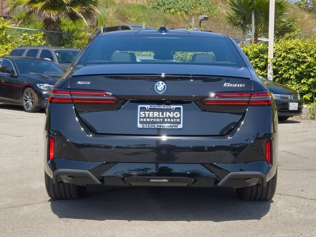 New 2026 BMW 550e xDrive w/ Premium Package AWD/4WD image 19