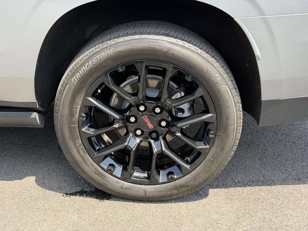 Used 2023 GMC Yukon XL Denali w/ Max Trailering Package AWD/4WD image 10