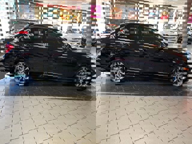 Used 2012 Mercedes-Benz C 300 4MATIC Sedan image 5