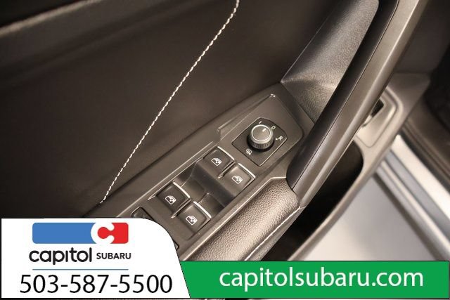 Used 2022 Volkswagen Tiguan SE AWD/4WD image 12