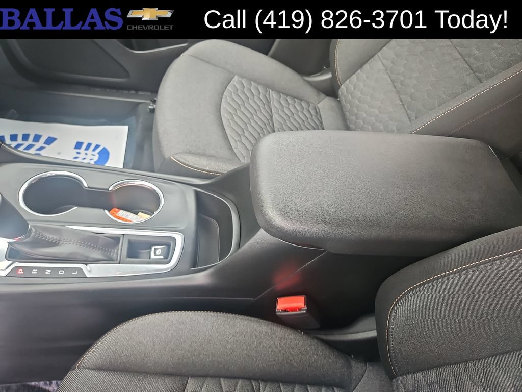 Certified 2018 Chevrolet Equinox LT FWD image 22