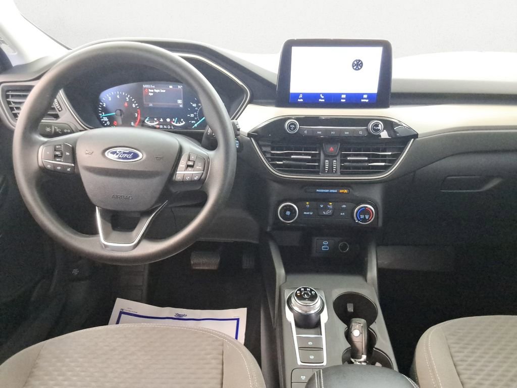 Used 2021 Ford Escape SE image 9