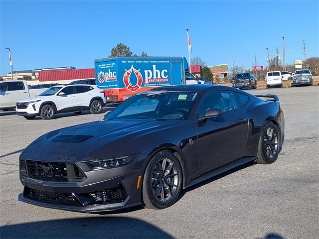 Used 2024 Ford Mustang Dark Horse image 6