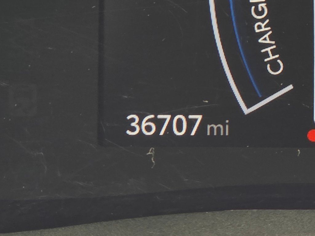Used 2025 Toyota Camry LE FWD image 34
