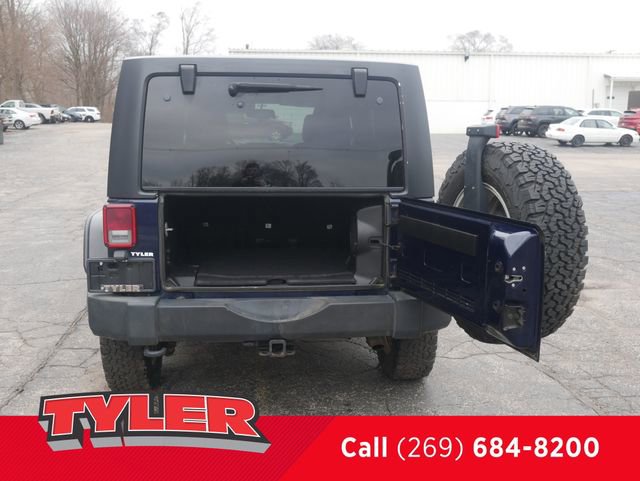 Used 2013 Jeep Wrangler Unlimited Sahara w/ Dual Top Group image 17