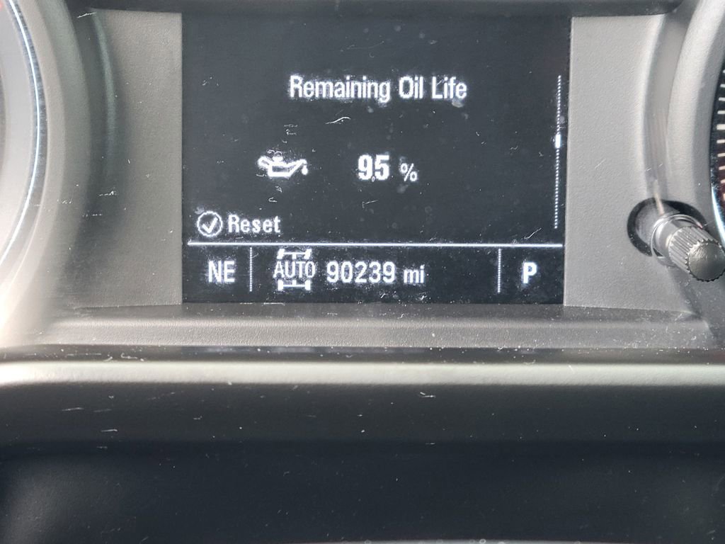 Used 2020 Chevrolet Silverado 1500 Custom Trail Boss w/ Custom Convenience Package image 8