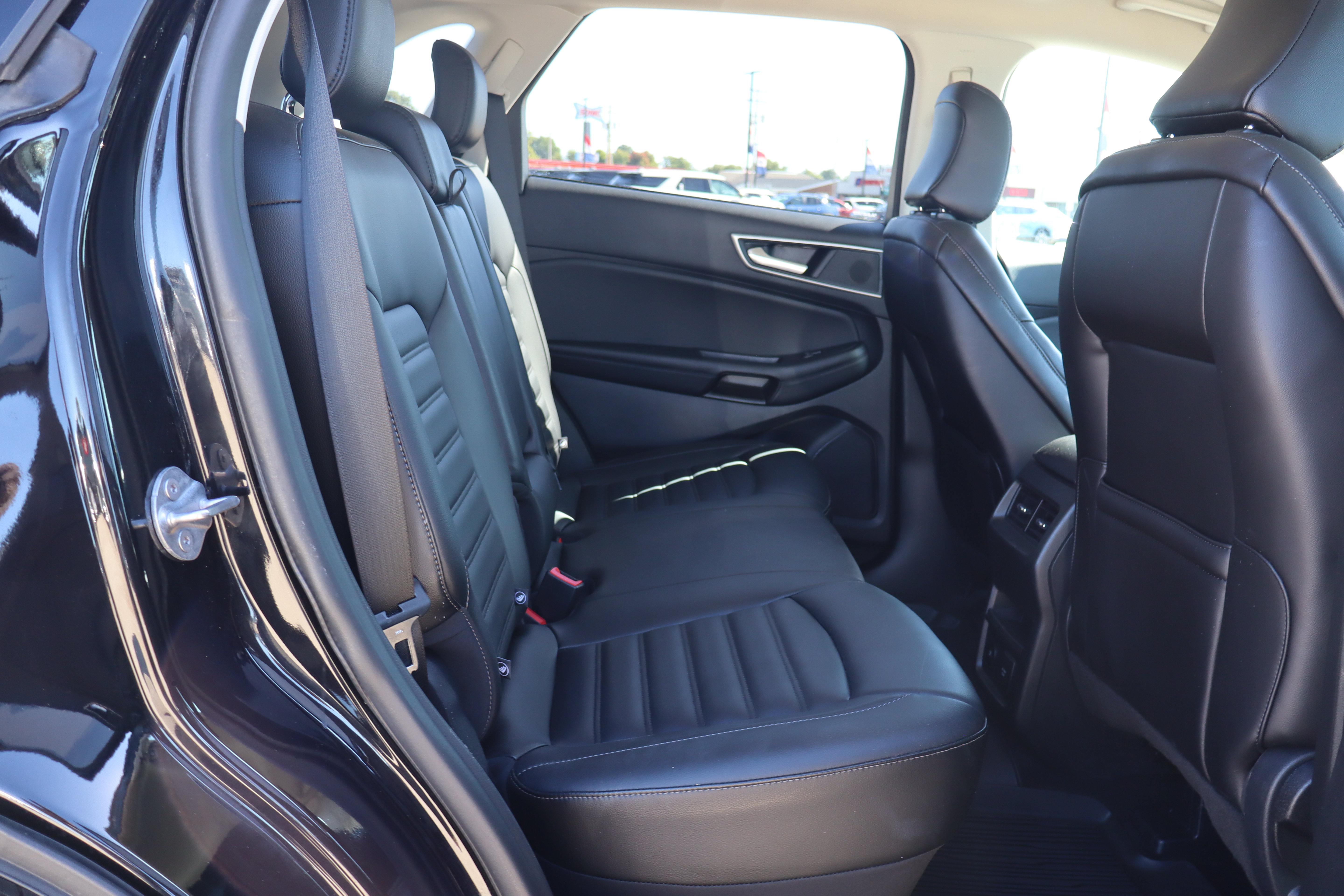 Used 2024 Ford Edge SEL w/ Convenience Package AWD/4WD image 14