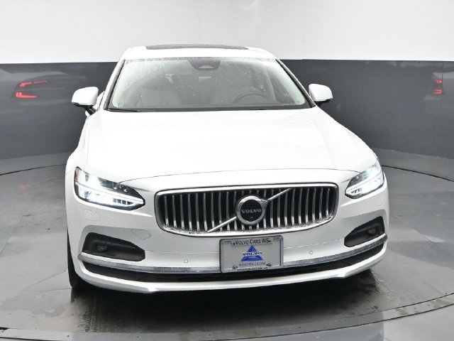 Used 2023 Volvo S90 B6 Plus w/ Protection Package AWD/4WD image 2