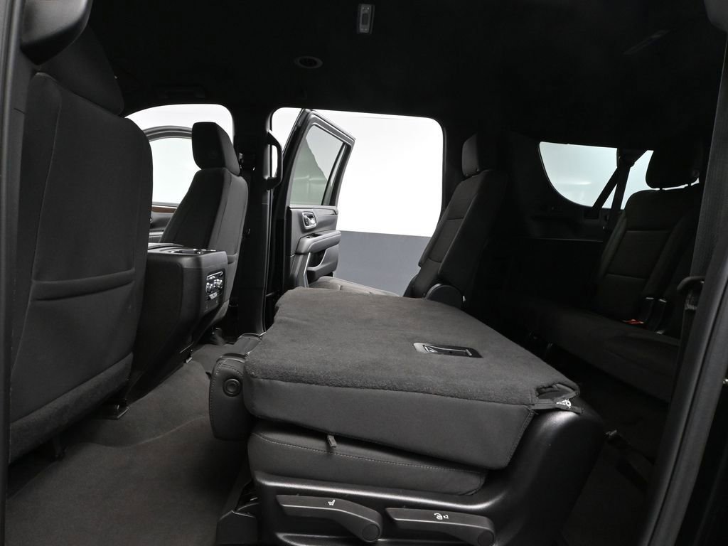 Used 2024 GMC Yukon XL SLE image 40