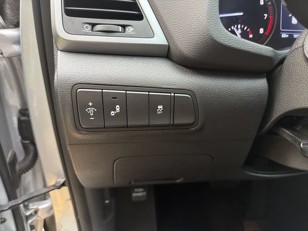 Used 2018 Hyundai Tucson SEL Plus AWD/4WD image 17