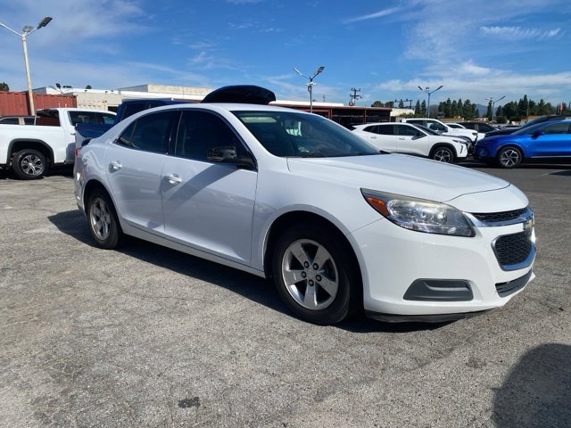 Used 2016 Chevrolet Malibu LT image 2