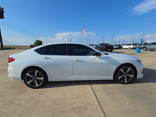 Used 2025 Acura TLX w/ Technology Package FWD image 4