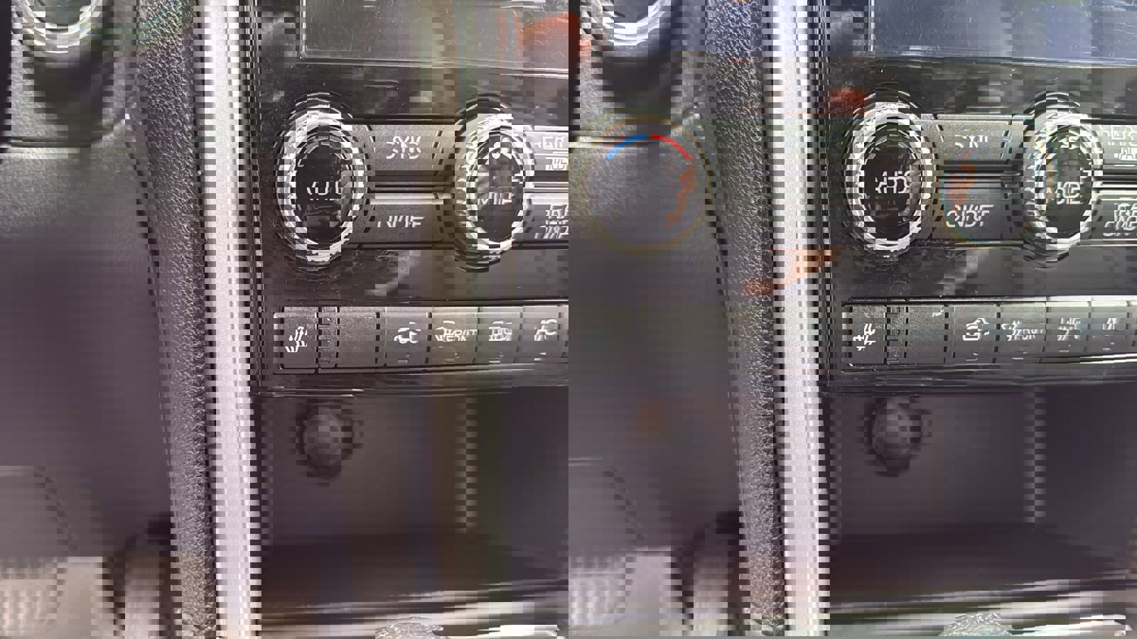 Used 2020 Subaru Ascent Limited image 18