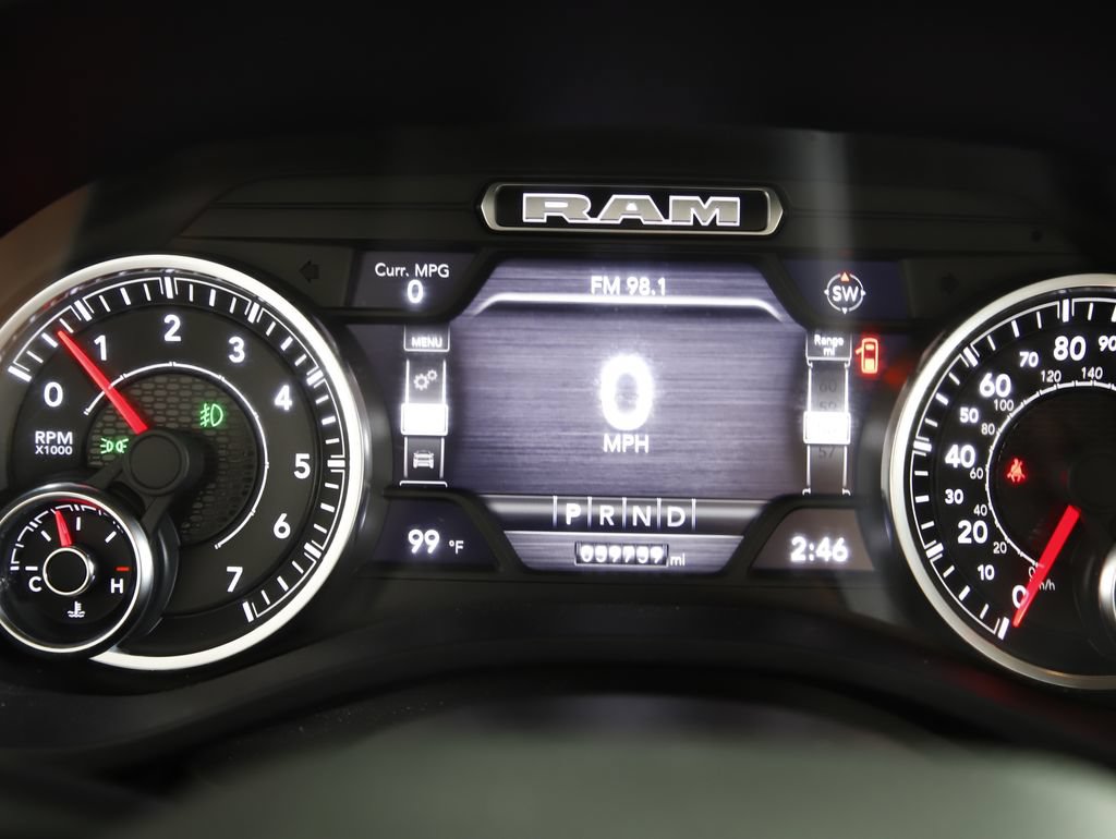 Used 2022 RAM 1500 Big Horn AWD/4WD image 20