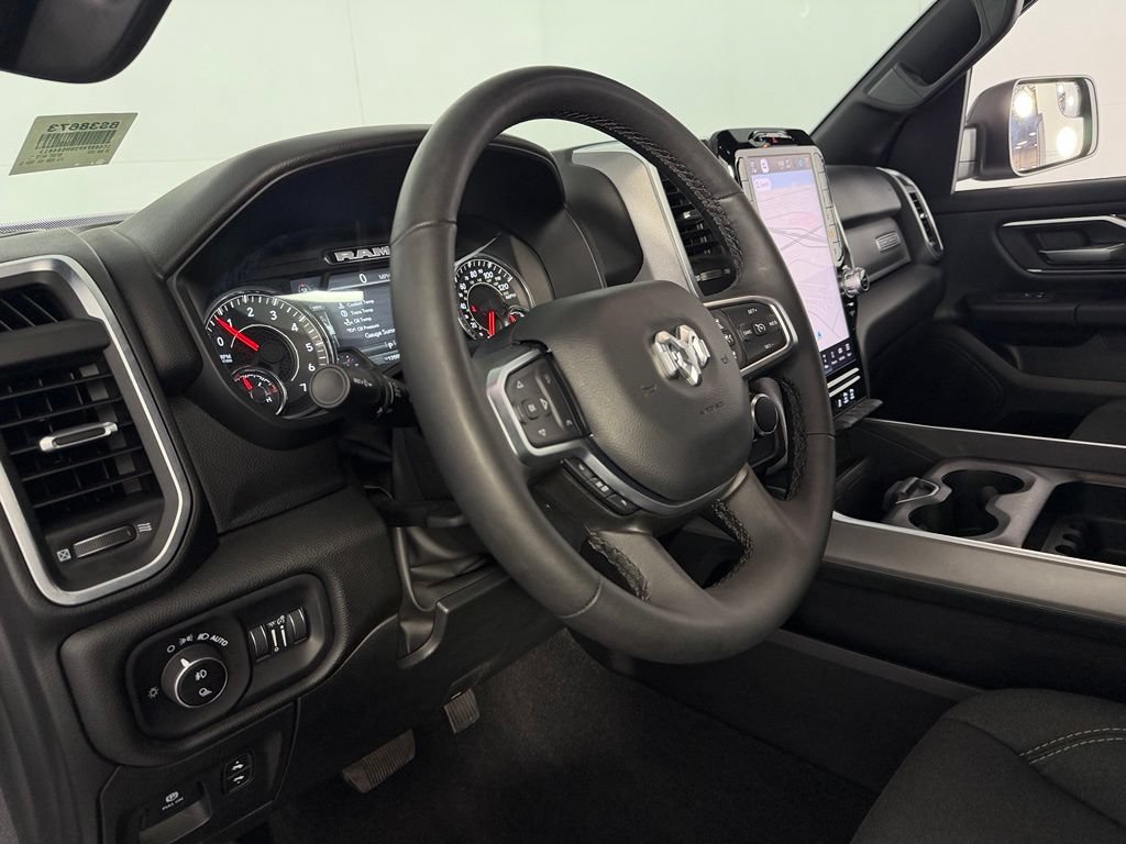 Used 2025 RAM 1500 Big Horn AWD/4WD image 23