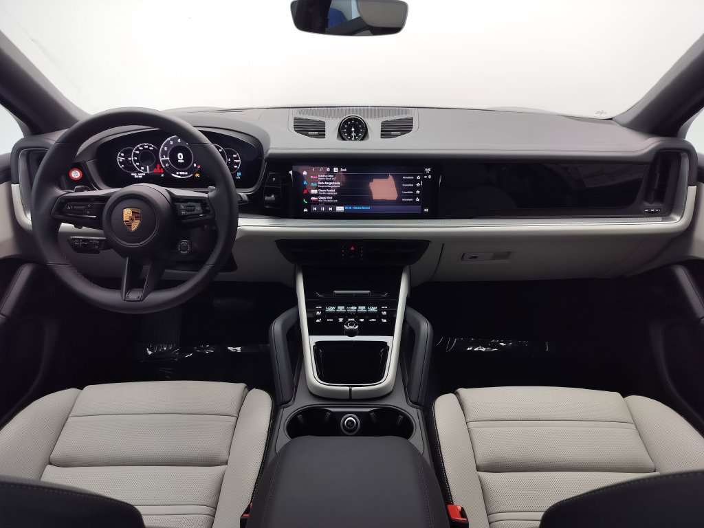 New 2026 Porsche Cayenne Coupe AWD/4WD image 8