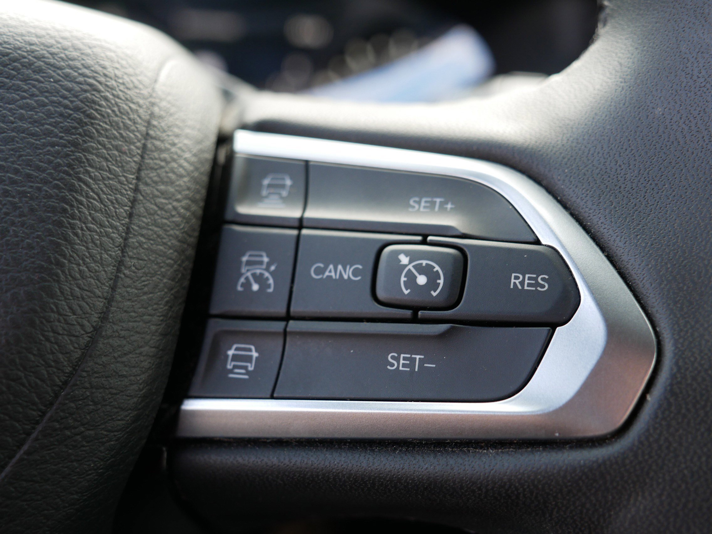 Used 2024 Jeep Compass Limited image 29