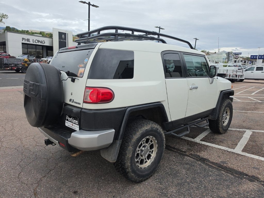 Used 2010 Toyota FJ Cruiser 4WD w/ Upgrade Pkg 2 image 6