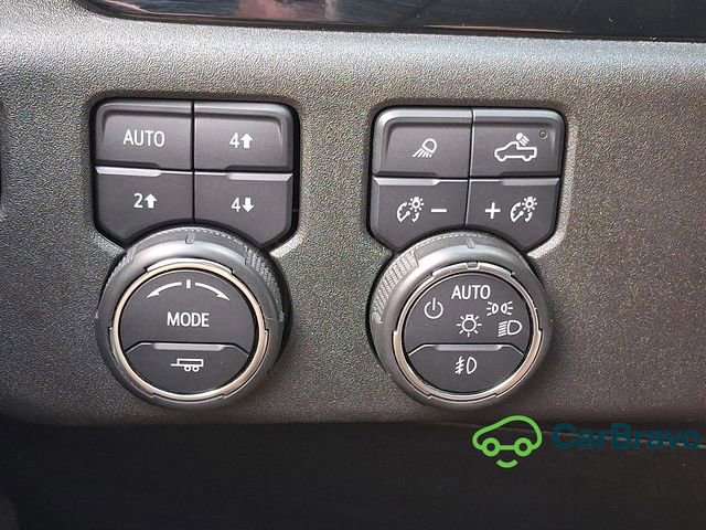 Certified 2024 Chevrolet Silverado 2500 LTZ w/ LTZ Plus Package AWD/4WD image 24