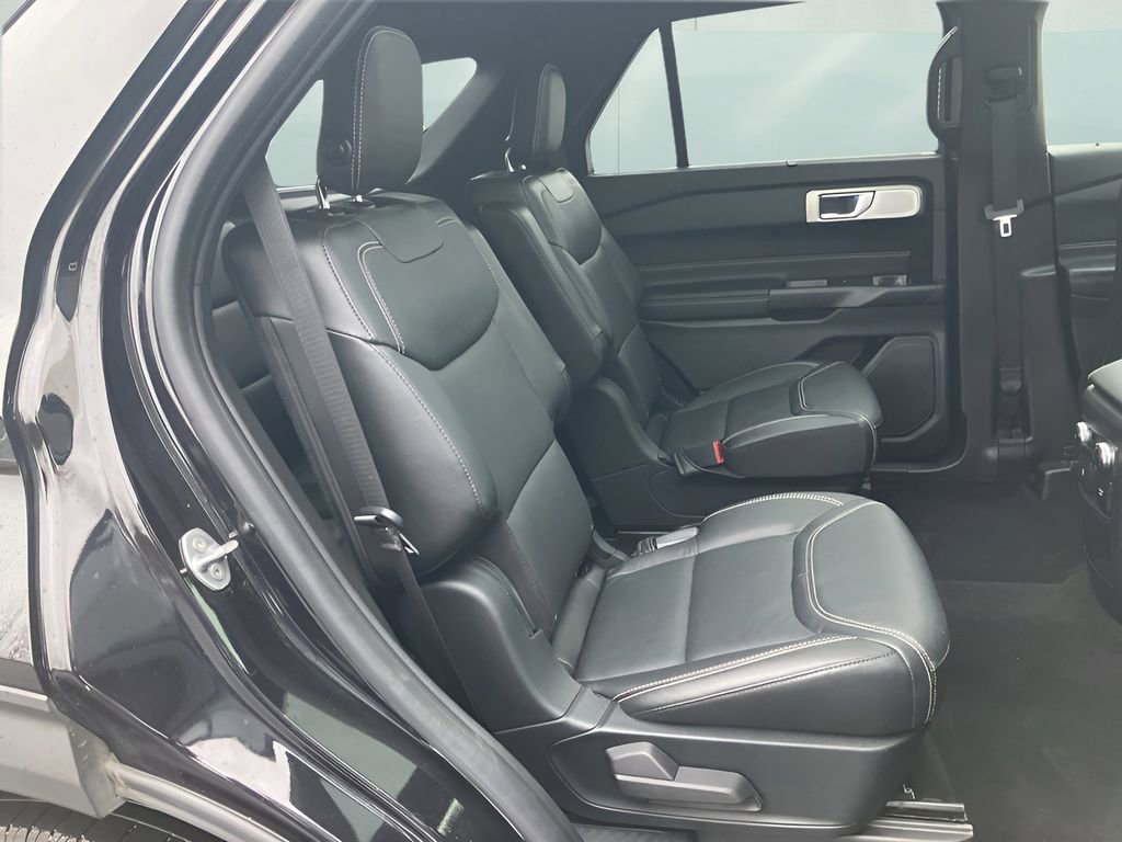 Used 2020 Ford Explorer ST w/ Premium Technology Package image 33