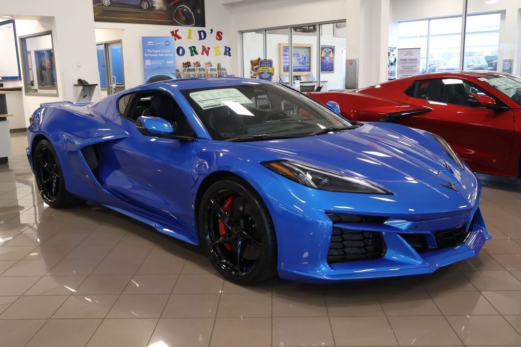 New 2026 Chevrolet Corvette E-Ray w/ ZER Performance Package AWD/4WD image 3