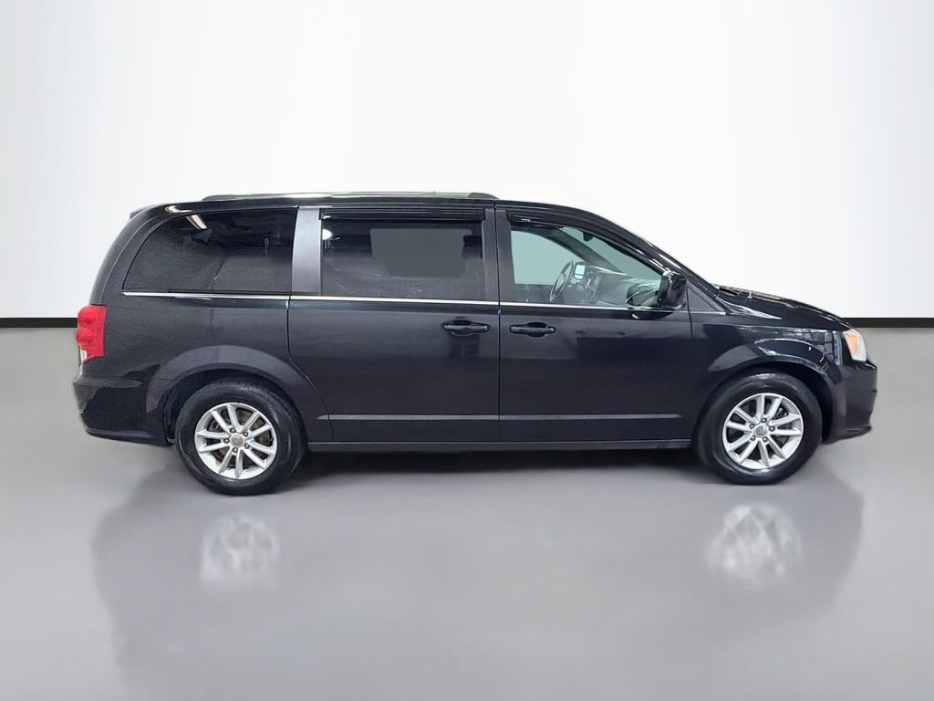Used 2019 Dodge Grand Caravan SXT FWD image 10