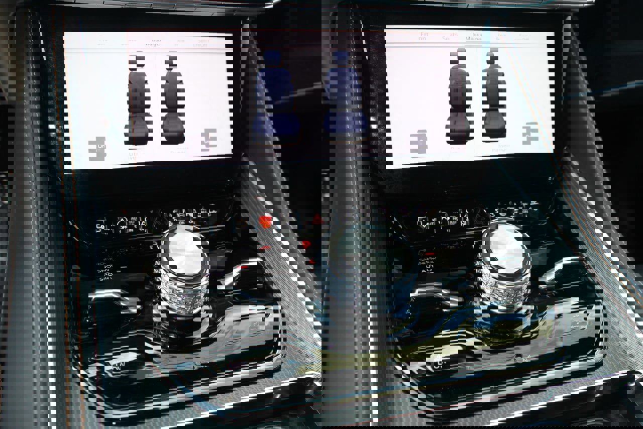 New 2025 Jeep Grand Wagoneer Series III w/ Rear Seat Video Group 1 image 30